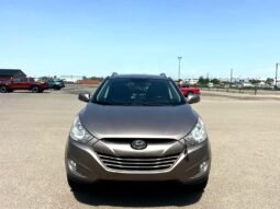 2013 Hyundai Tucson Limited AWD SUV.