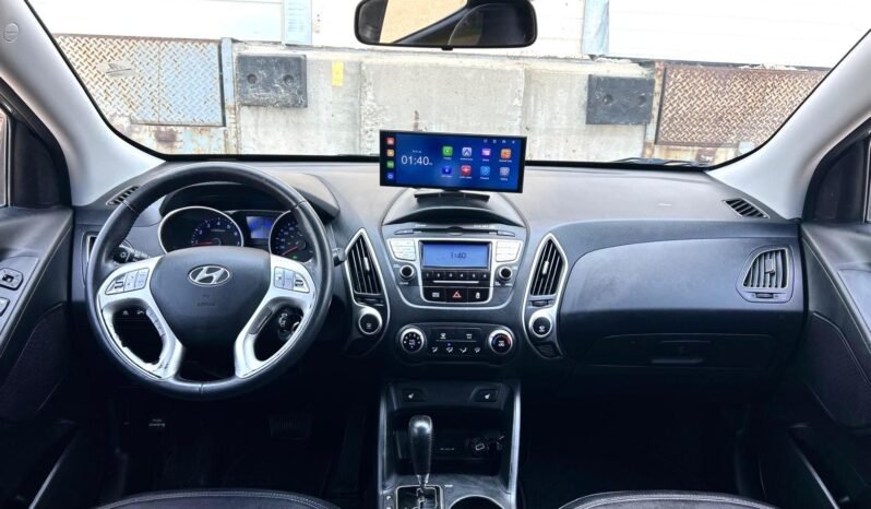 
								2013 Hyundai Tucson Limited AWD SUV. full									