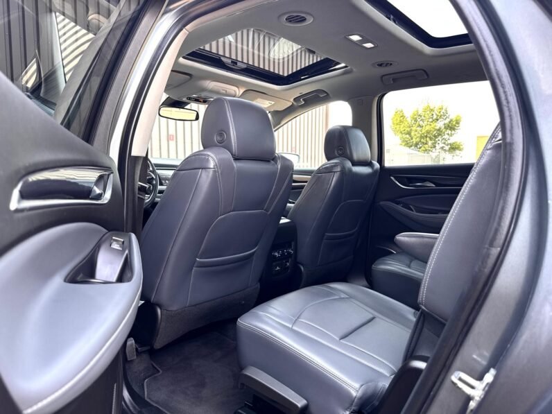 
								2018 Buick Enclave Premium AWD SUV full									