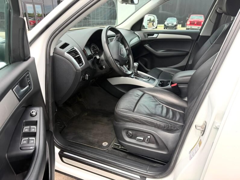 
								2013 Audi Q5 Premium AWD SUV full									