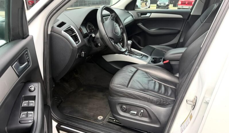 
								2013 Audi Q5 Premium AWD SUV full									