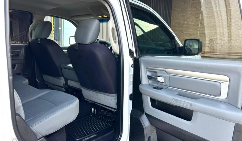 
								2019 Dodge Ram 1500 SLT Classic Crewcab 4×4 Pickup Truck. full									