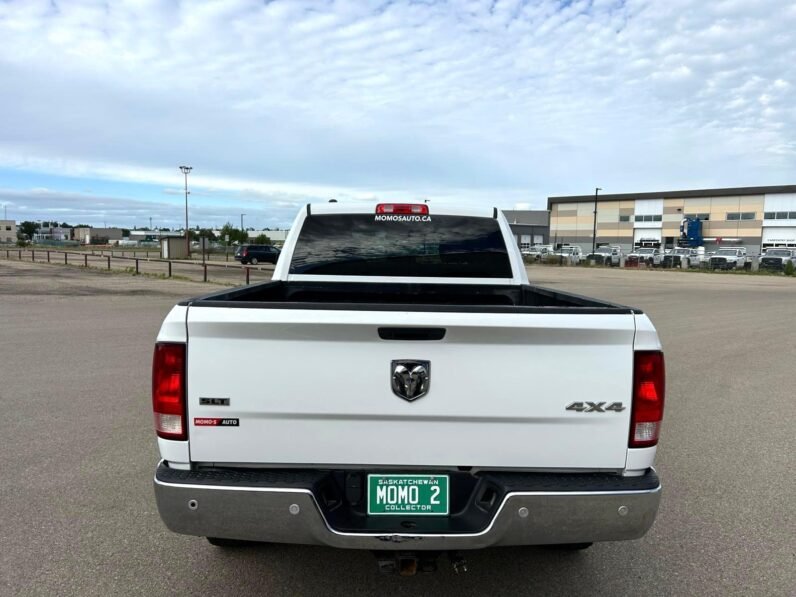 
								2019 Dodge Ram 1500 SLT Classic Crewcab 4×4 Pickup Truck. full									