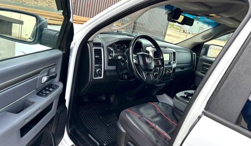 
								2019 Dodge Ram 1500 SLT Classic Crewcab 4×4 Pickup Truck. full									
