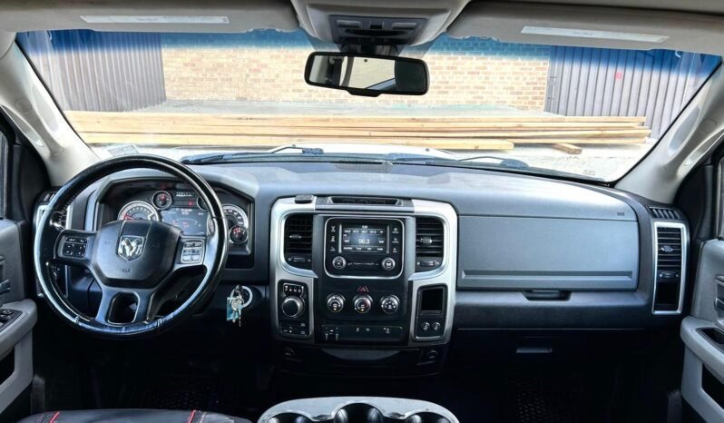 
								2019 Dodge Ram 1500 SLT Classic Crewcab 4×4 Pickup Truck. full									