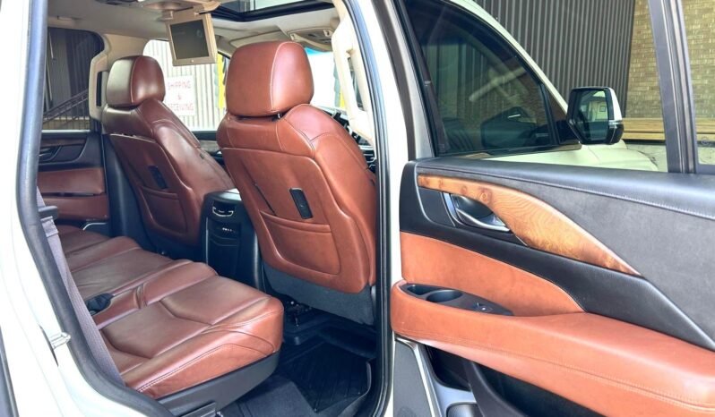 
								2015 Cadillac Escalade Premium AWD SUV full									