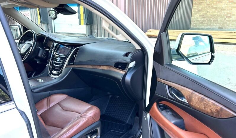 
								2015 Cadillac Escalade Premium AWD SUV full									