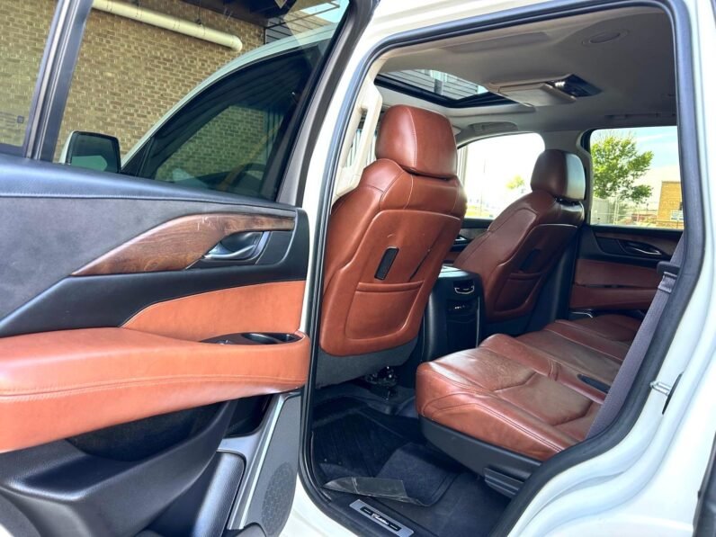 
								2015 Cadillac Escalade Premium AWD SUV full									
