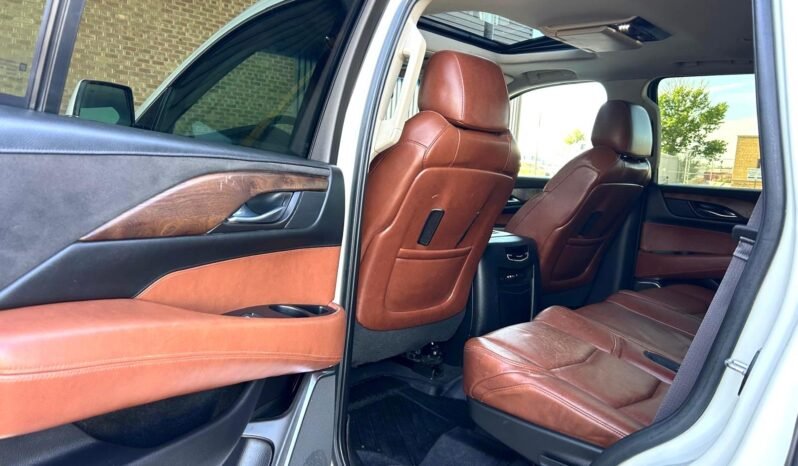 
								2015 Cadillac Escalade Premium AWD SUV full									