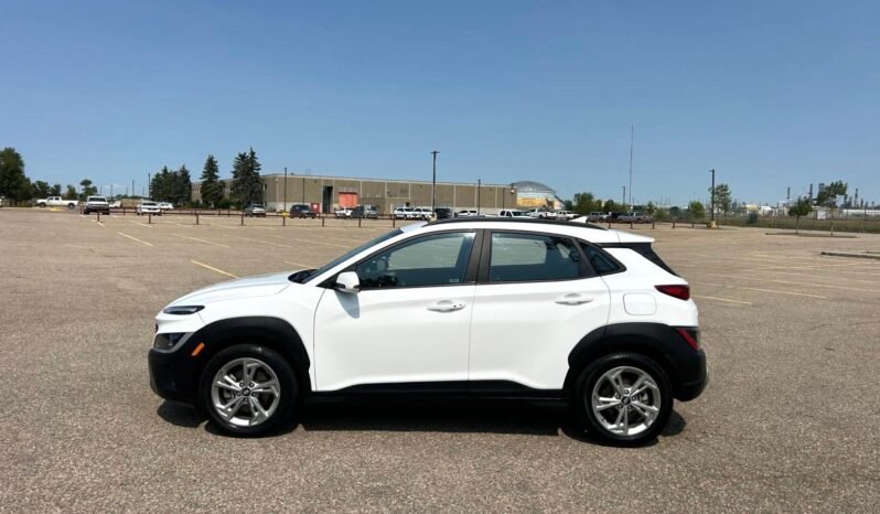 
								2022 Hyundai Kona Preferred AWD SUV full									