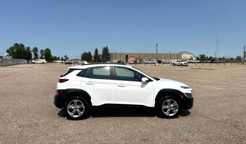 
								2022 Hyundai Kona Preferred AWD SUV full									