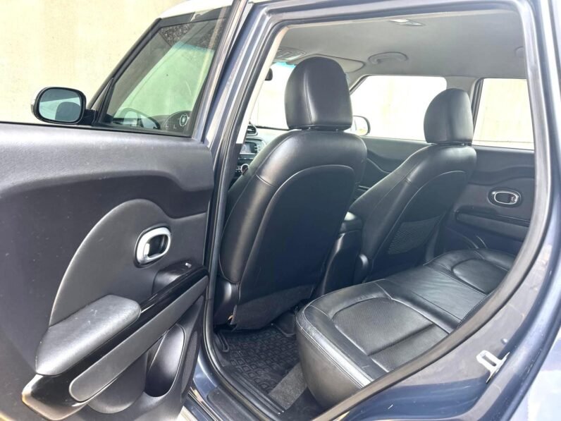 
								2014 Kia Soul Sport Hatchback full									