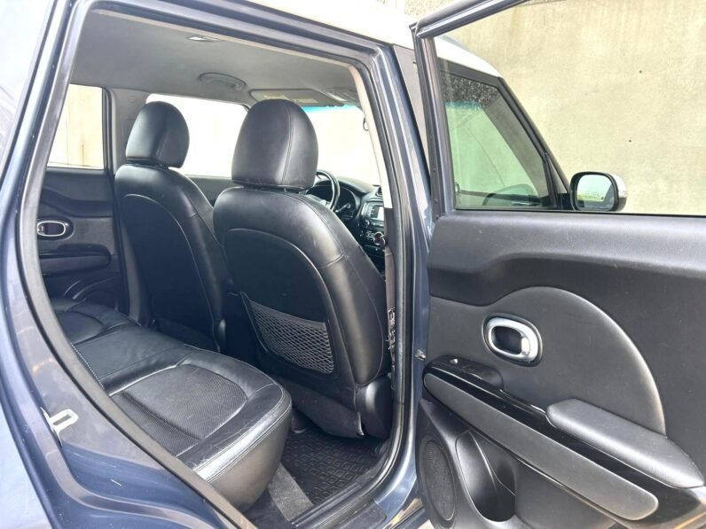 
								2014 Kia Soul Sport Hatchback full									