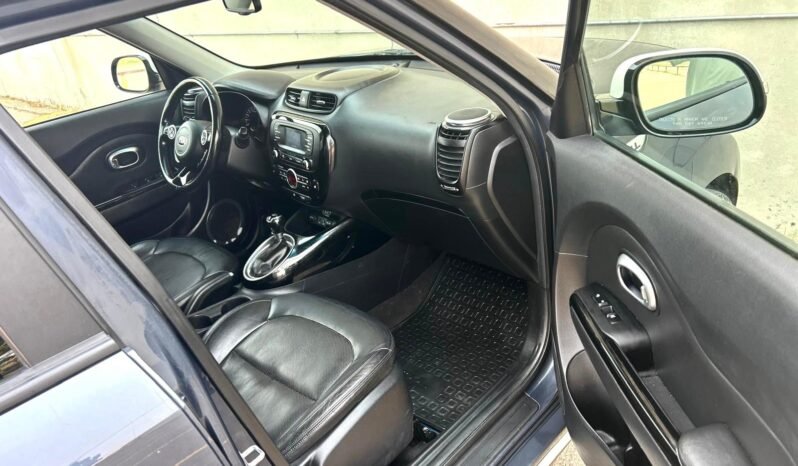 
								2014 Kia Soul Sport Hatchback full									