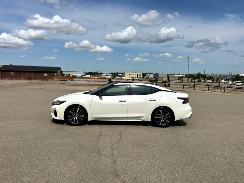 
								2019 Nissan Maxima SL Sedan full									
