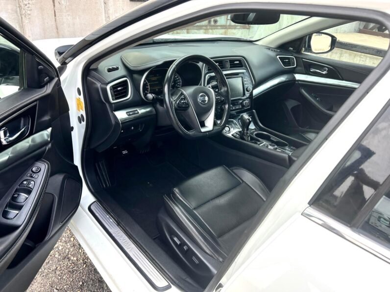 
								2019 Nissan Maxima SL Sedan full									