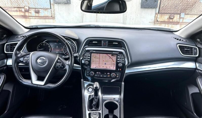 
								2019 Nissan Maxima SL Sedan full									