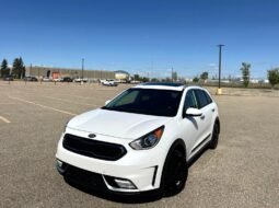 2018 Kia Niro Hybrid SX Touring SUV