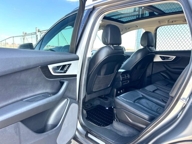 
								2018 Audi Q7 Premium AWD SUV full									