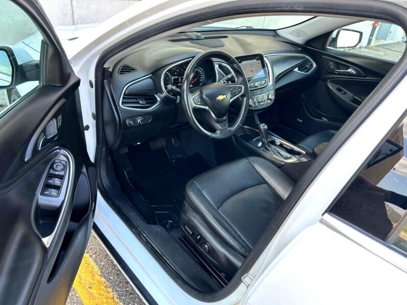 
								2017 Chevrolet Malibu LT Sedan full									