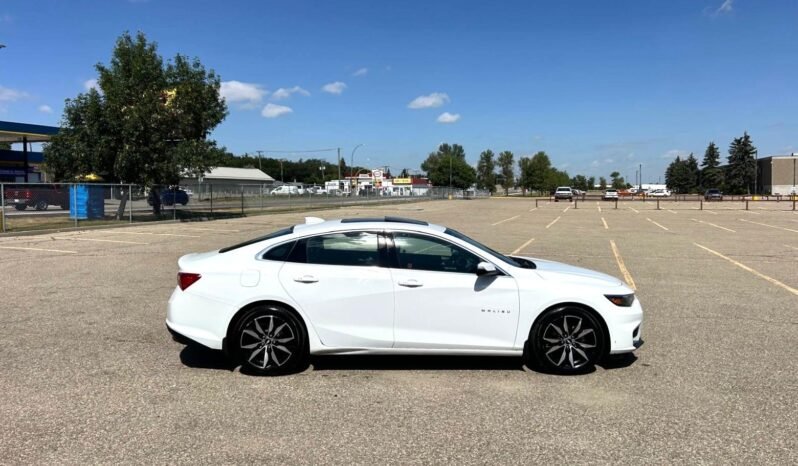 
								2017 Chevrolet Malibu LT Sedan full									