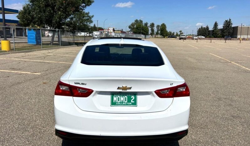 
								2017 Chevrolet Malibu LT Sedan full									