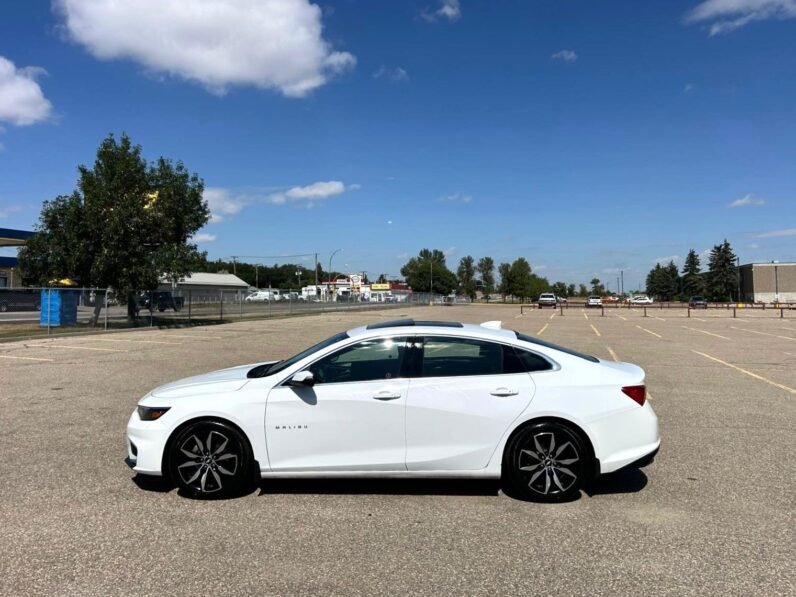 
								2017 Chevrolet Malibu LT Sedan full									