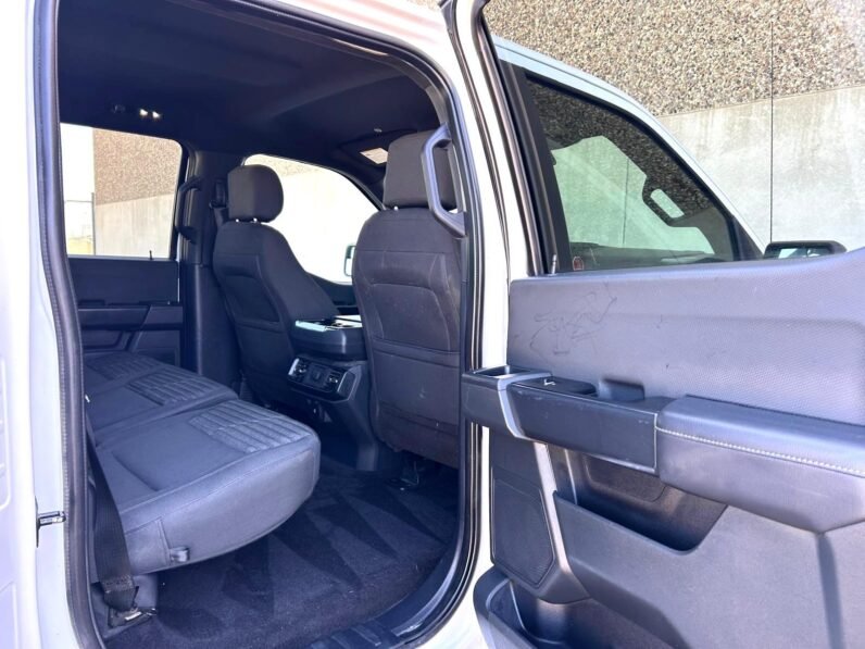 
								2021 Ford F-150 STX Crewcab 4×4 Pickup Truck full									