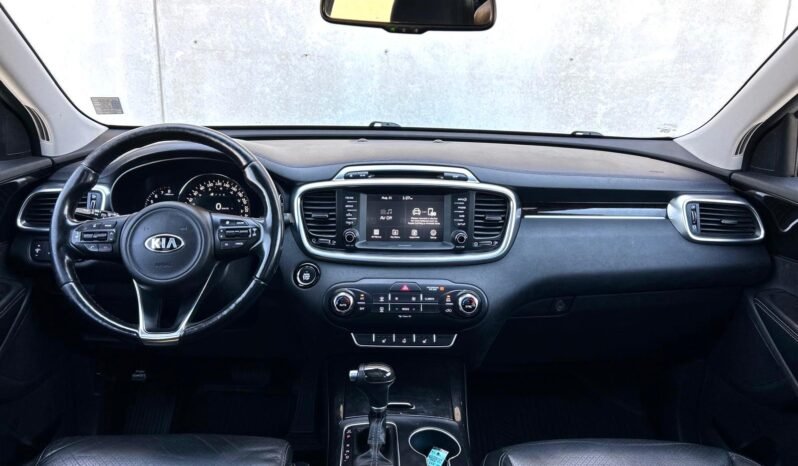 
								2017 Kia Sorento EX AWD SUV full									