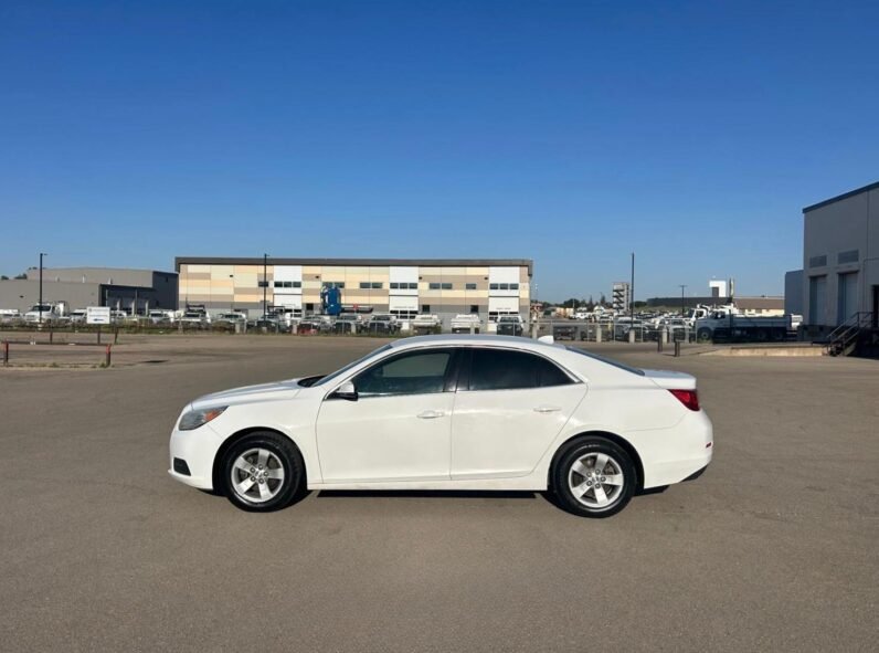 
								2013 Chevrolet Malibu LT Sedan full									