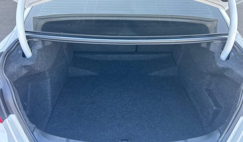 
								2013 Chevrolet Malibu LT Sedan full									