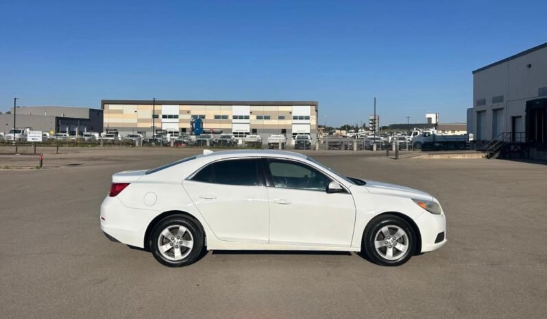 
								2013 Chevrolet Malibu LT Sedan full									