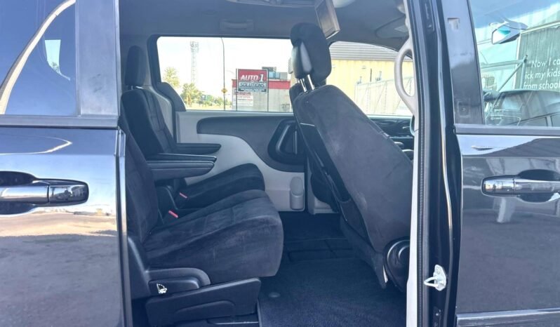
								2014 Dodge Grand Caravan SE Minivan full									