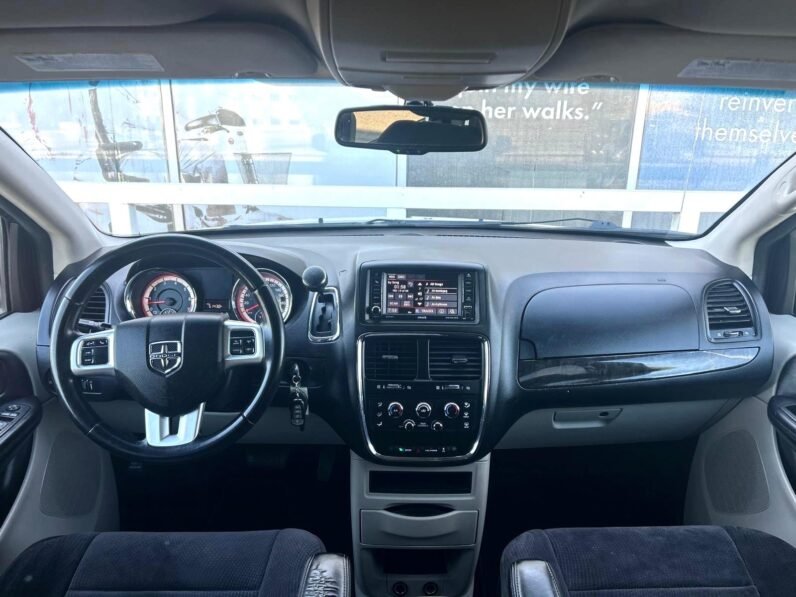 
								2014 Dodge Grand Caravan SE Minivan full									