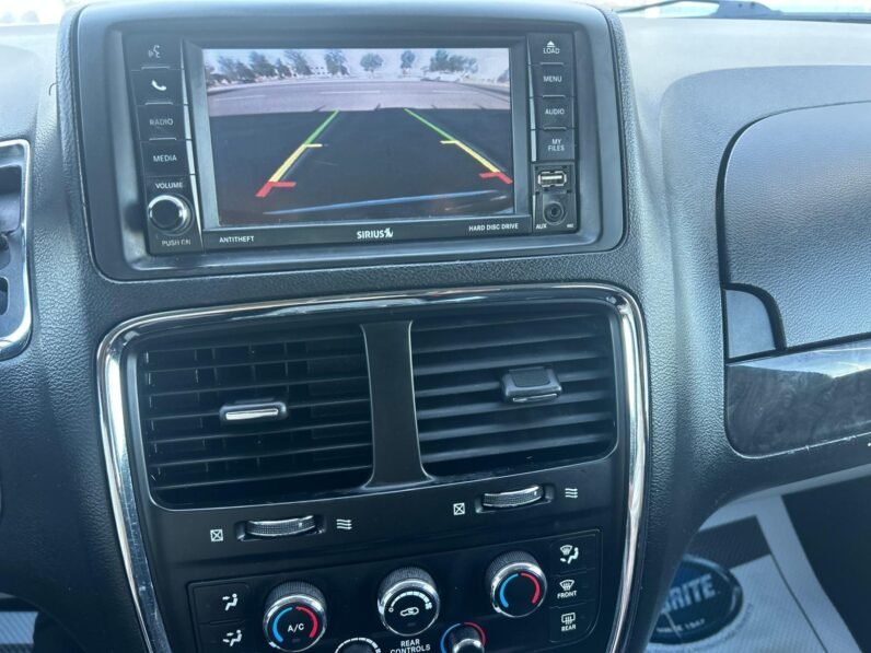 
								2014 Dodge Grand Caravan SE Minivan full									