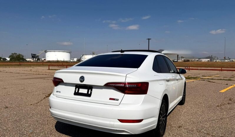
								2019 Volkswagen Jetta Highline Sedan full									