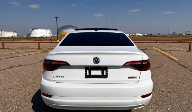 
								2019 Volkswagen Jetta Highline Sedan full									