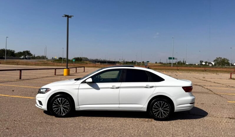 
								2019 Volkswagen Jetta Highline Sedan full									