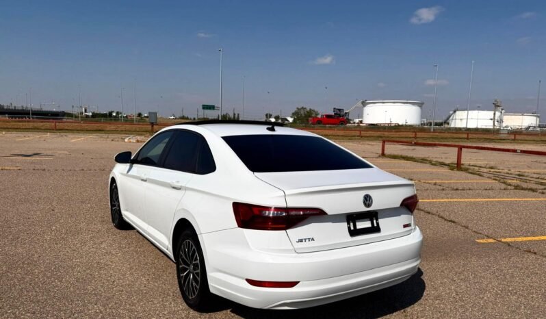 
								2019 Volkswagen Jetta Highline Sedan full									