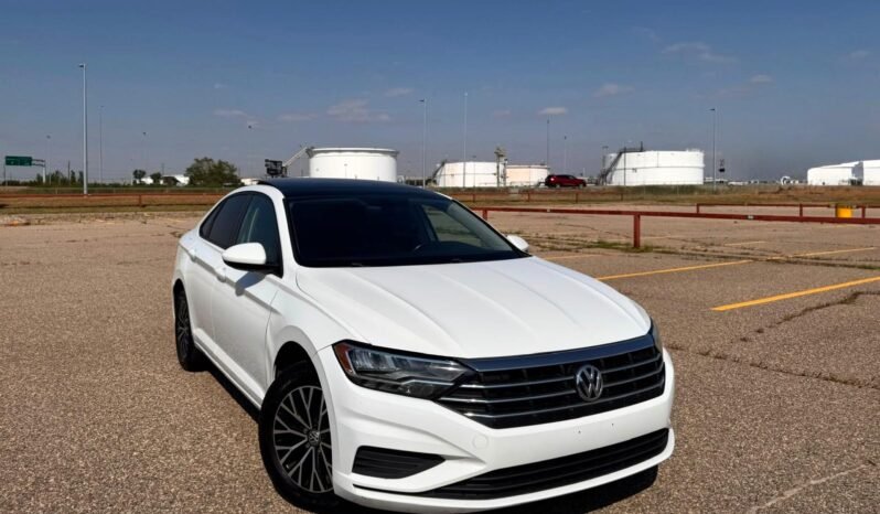 
								2019 Volkswagen Jetta Highline Sedan full									