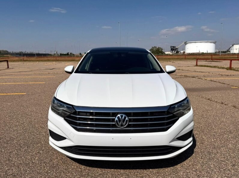
								2019 Volkswagen Jetta Highline Sedan full									