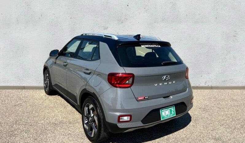 
								2021 Hyundai Venue Trend Hatchback full									