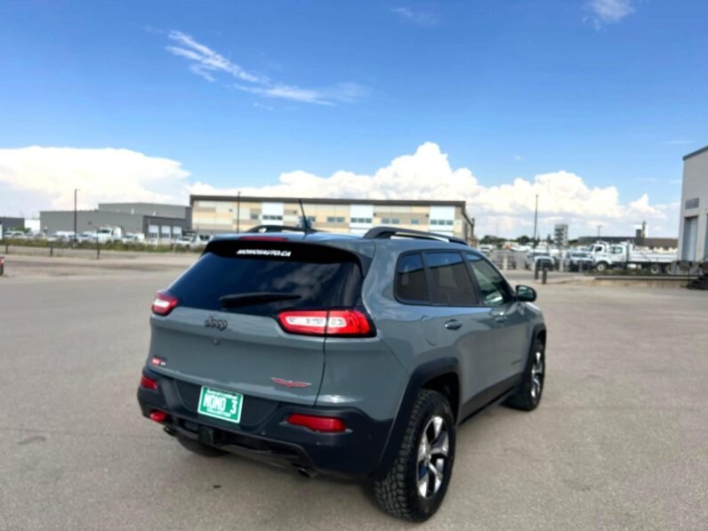 
								2014 Jeep Cherokee TrailHawk 4×4 SUV full									