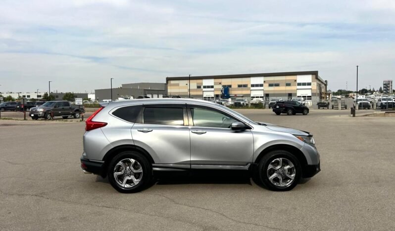 
								2019 Honda CR-V Touring AWD SUV full									