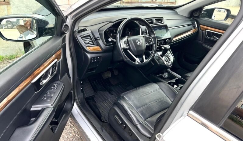 
								2019 Honda CR-V Touring AWD SUV full									