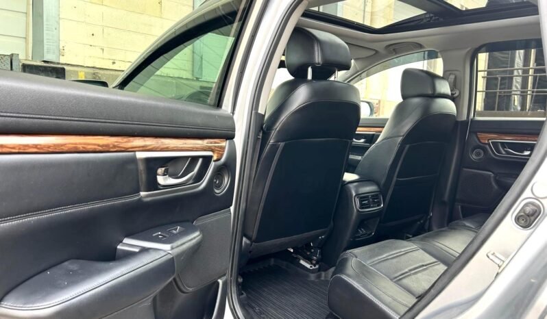 
								2019 Honda CR-V Touring AWD SUV full									