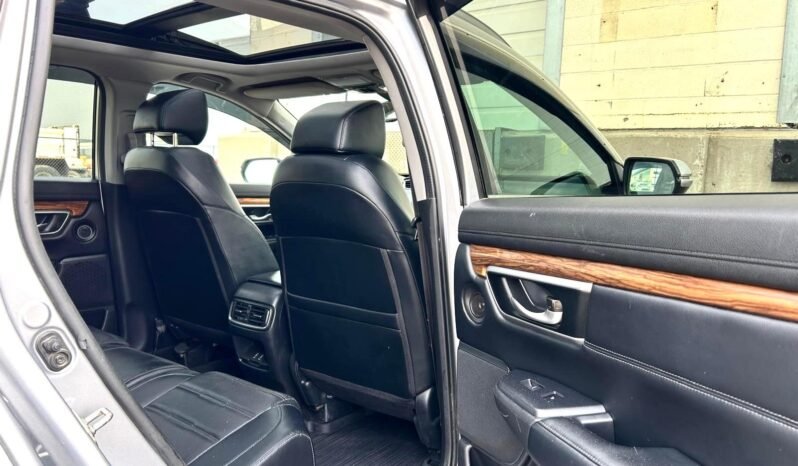 
								2019 Honda CR-V Touring AWD SUV full									