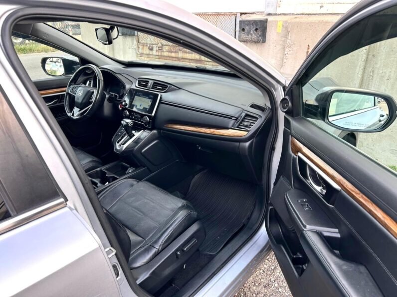 
								2019 Honda CR-V Touring AWD SUV full									