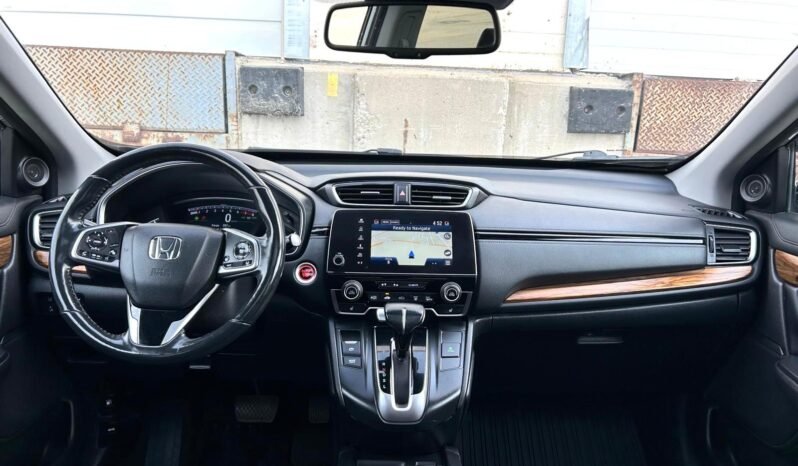 
								2019 Honda CR-V Touring AWD SUV full									