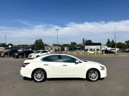 2011 Nissan Maxima Premium Sedan